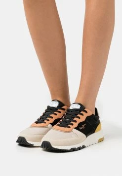 Pepe Jeans KOKO - Baskets Basses - Black