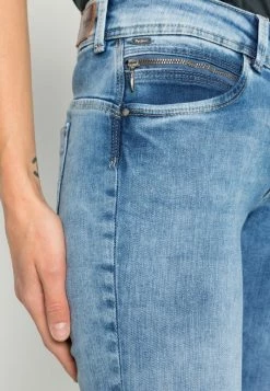 Pepe Jeans KATHA - Jean Slim - Denim 9 Pepe Jeans KATHA - Jean Slim - Denim -Pepe Jeans Soldes Magasin 076b699aaa8f45918961f3fe477483f3