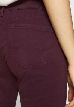 Pepe Jeans SOHO - Jeans Skinny - Dark Plum -Pepe Jeans Soldes Magasin 08242d6da0bc4ae4aac63acf3c20acb2
