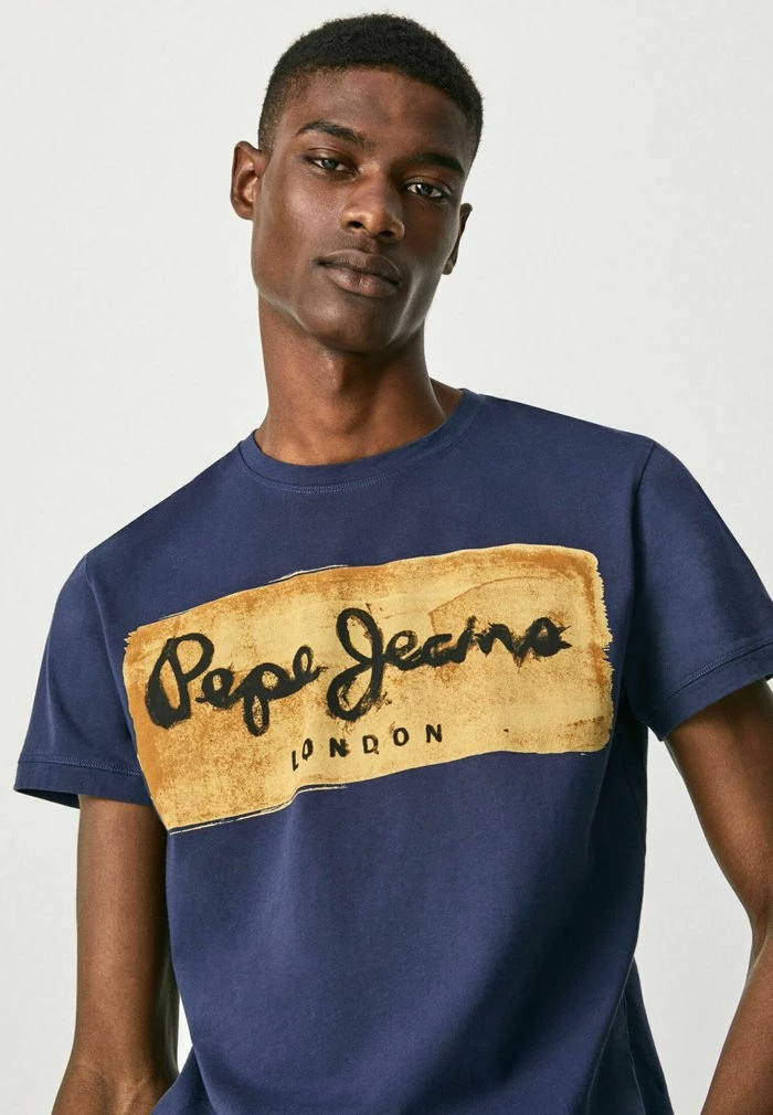 Pepe Jeans CHARING N - T-shirt Imprimé - Dark Blue 4 Pepe Jeans CHARING N - T-shirt Imprimé - Dark Blue – Image 4