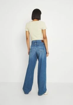 Pepe Jeans DUNE - Jean Droit - Blue Denim -Pepe Jeans Soldes Magasin 09b3a3e0aab54adcb1a8c2d53a26482a