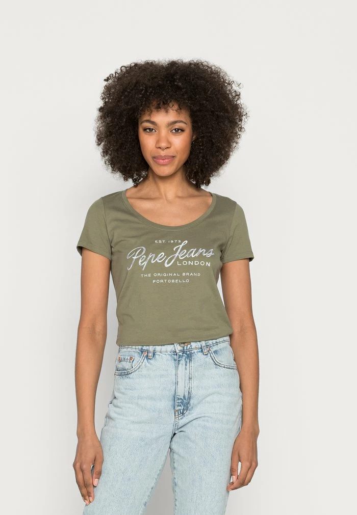 Pepe Jeans BAIA - T-shirt Imprimé - Vineyard Green 1 Pepe Jeans BAIA - T-shirt Imprimé - Vineyard Green