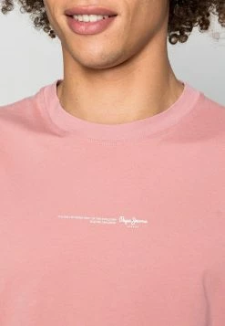 Pepe Jeans ANDREAS FUTURE - T-shirt Basique - Claret 9 Pepe Jeans ANDREAS FUTURE - T-shirt Basique - Claret -Pepe Jeans Soldes Magasin 16b79b40ebd040febc510f9720d71299