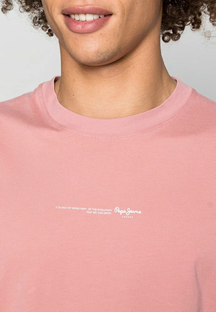 Pepe Jeans ANDREAS FUTURE - T-shirt Basique - Claret 5 Pepe Jeans ANDREAS FUTURE - T-shirt Basique - Claret – Image 5