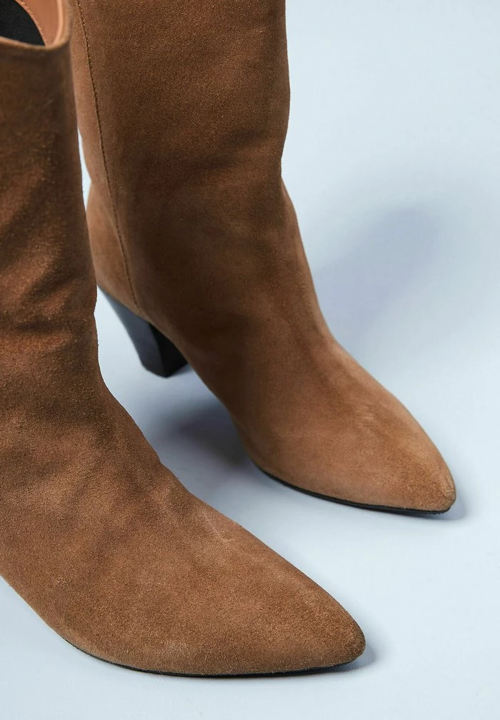 Pepe Jeans TRISH SOFT - Santiags - Tabaco 7 Pepe Jeans TRISH SOFT - Santiags - Tabaco – Image 7