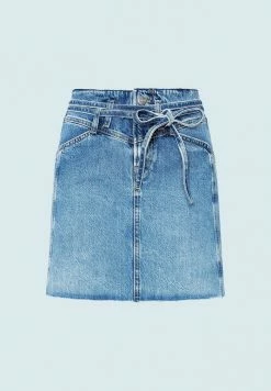 Pepe Jeans RAISA - Jupe En Jean - Denim -Pepe Jeans Soldes Magasin 28da6df6bd1c4dc4a3c3ee7007a2b7de