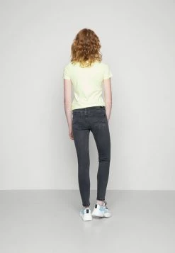 Pepe Jeans LOLA - Jeans Skinny - Denim 7 Pepe Jeans LOLA - Jeans Skinny - Denim -Pepe Jeans Soldes Magasin 2fd591f25fbd4ddc93615476d9bbbabc