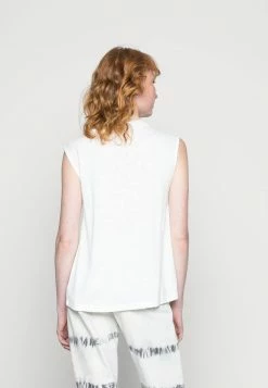 Pepe Jeans AVIS - T-shirt Imprimé - White -Pepe Jeans Soldes Magasin 33abb1a029ba43bdaf2b1a7aac5d59ca