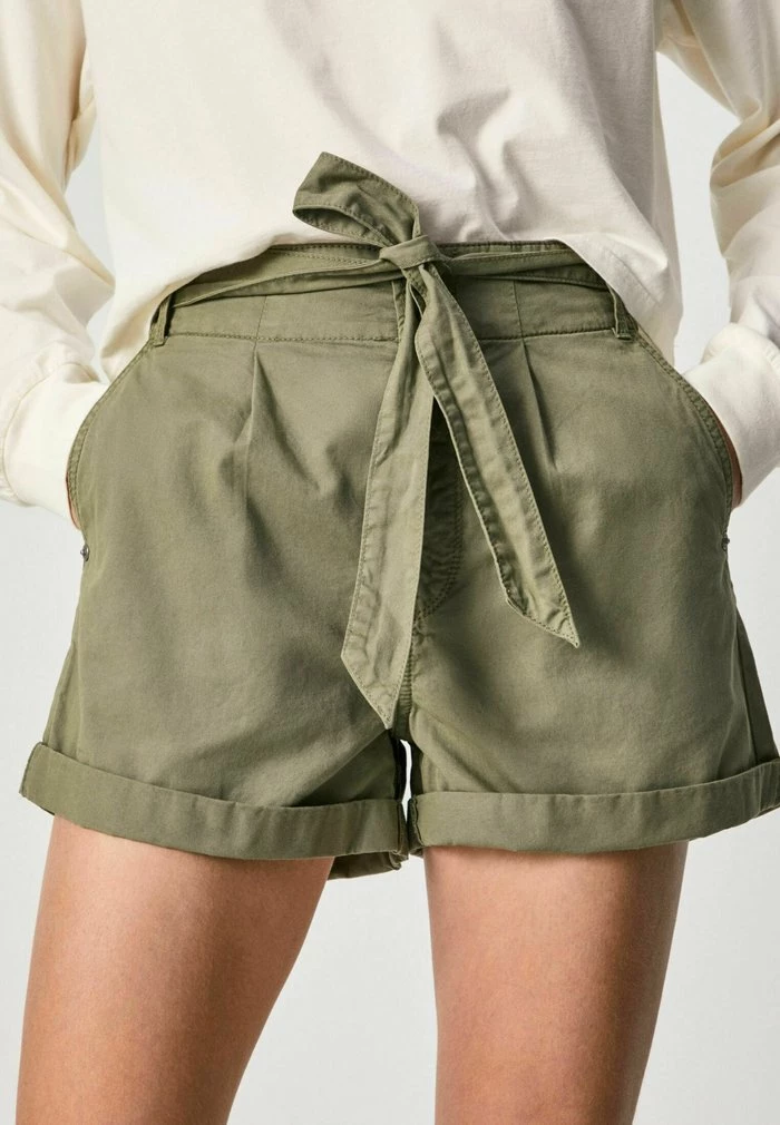 Pepe Jeans KAYLEE - Short - Vineyard Green 1 Pepe Jeans KAYLEE - Short - Vineyard Green