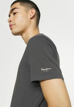 Pepe Jeans WESLEY - T-shirt Imprimé - Gunpowder -Pepe Jeans Soldes Magasin 3f8f071621784cffb75defd808794b52