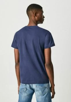 Pepe Jeans CHARING N - T-shirt Imprimé - Dark Blue 6 Pepe Jeans CHARING N - T-shirt Imprimé - Dark Blue -Pepe Jeans Soldes Magasin 45ae26aa90c748c3929170c6c117f315