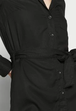 Pepe Jeans EDAN - Robe De Jour - Black 12 Pepe Jeans EDAN - Robe De Jour - Black -Pepe Jeans Soldes Magasin 45bf1d1419e242ea9121a73d92bda7e3