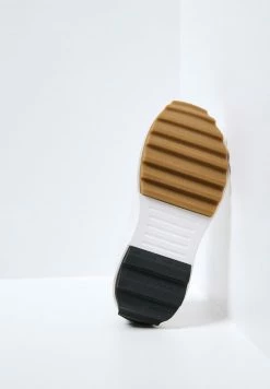 Pepe Jeans WOKING CORD - Baskets Basses - Blanco -Pepe Jeans Soldes Magasin 46f89927f3524e52affb9fc28dfba168