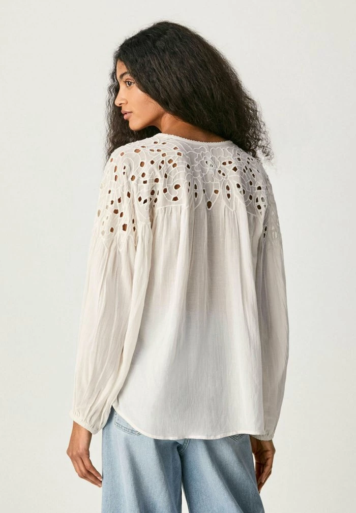 Pepe Jeans KAYLA - Blouse - Off White 3 Pepe Jeans KAYLA - Blouse - Off White – Image 3