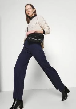 Pepe Jeans CHARIS - Pantalon Classique - Thames -Pepe Jeans Soldes Magasin 50e4cb8f2a224cb3b4d897a81da5c743