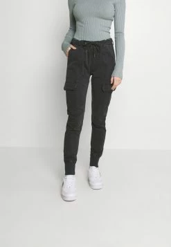 Pepe Jeans NEW CRUSADE - Pantalon Cargo - Charcoal