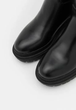 Pepe Jeans BETTLE RAIN - Bottes à Plateau - Black -Pepe Jeans Soldes Magasin 532e5b655b534cc896ef08ce002d1e43