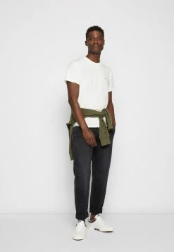 Pepe Jeans ADAMS - Jean Droit - Black Denim -Pepe Jeans Soldes Magasin 6275230fa24844079271efbe3c0fc9a7