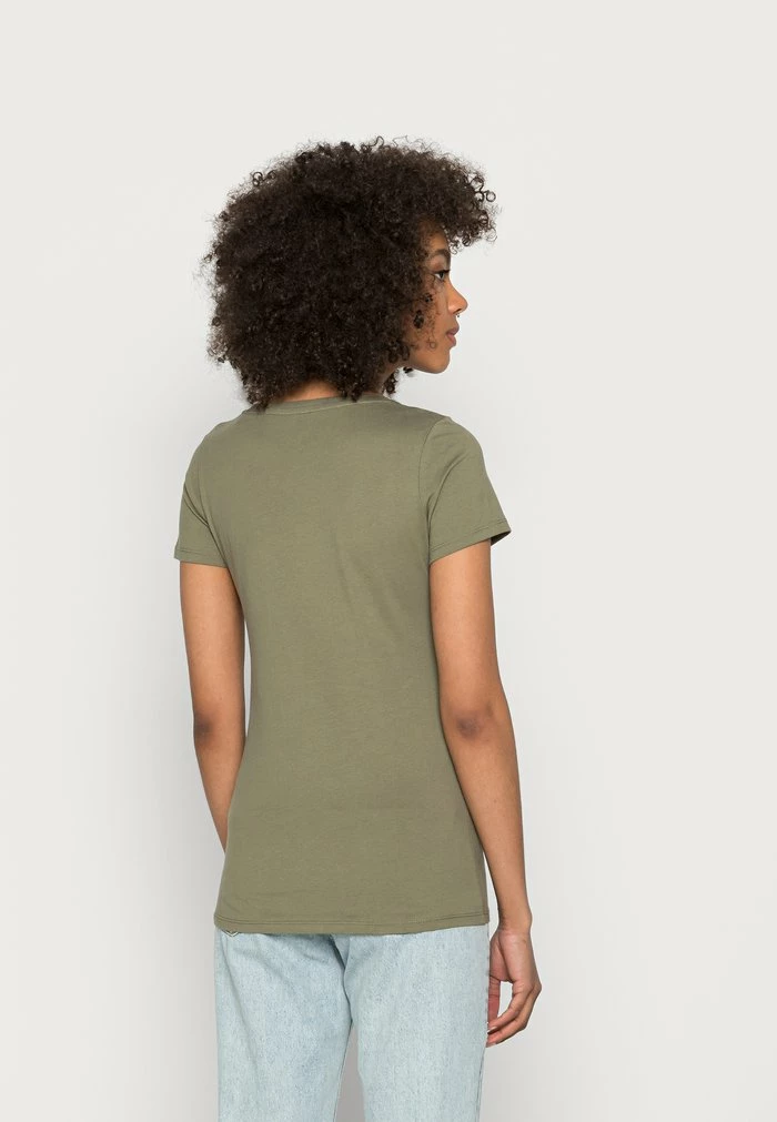 Pepe Jeans BAIA - T-shirt Imprimé - Vineyard Green 3 Pepe Jeans BAIA - T-shirt Imprimé - Vineyard Green – Image 3