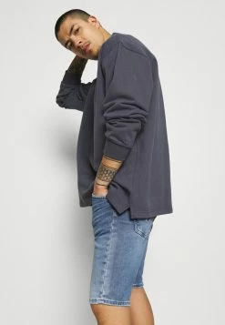 Pepe Jeans TRACK - Short En Jean - Denim -Pepe Jeans Soldes Magasin 6c93cedb5e944d5aa972d4c5bf78a6d1