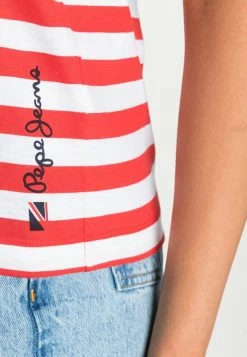 Pepe Jeans CARLA - T-shirt Imprimé - Red 9 Pepe Jeans CARLA - T-shirt Imprimé - Red -Pepe Jeans Soldes Magasin 715a11ccaea54b8f9301a8b30068bfb7