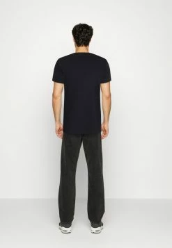 Pepe Jeans ORIGINAL STRETCH - T-shirt Imprimé - Black -Pepe Jeans Soldes Magasin 84d57760938e4a72bc4d77f1bd23082c
