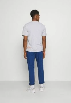 Pepe Jeans CASTLE POPLN - Pantalon Classique - Thames -Pepe Jeans Soldes Magasin 886d7674eea44484b82fcf3f4d922eee