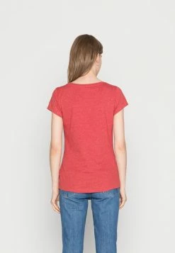 Pepe Jeans MARJORIE - T-shirt Basique - Red 7 Pepe Jeans MARJORIE - T-shirt Basique - Red -Pepe Jeans Soldes Magasin 903ee7ee81464b88aaa4154cf780586a