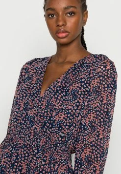 Pepe Jeans MARINA - Robe De Jour - Multi 9 Pepe Jeans MARINA - Robe De Jour - Multi -Pepe Jeans Soldes Magasin 921a526c8a154237abec1348a4cf39ec