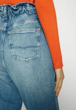 Pepe Jeans REESE - Jean Boyfriend - Blue Denim -Pepe Jeans Soldes Magasin 9ce41f1907b24256afc8f851f4d9c1a1