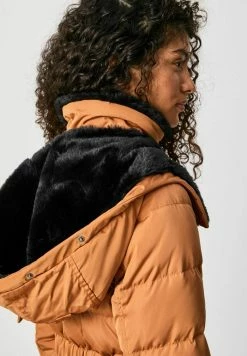 Pepe Jeans BERTA - Doudoune - Caramel -Pepe Jeans Soldes Magasin 9de745824c254ef2b8f7e9c5f3946042