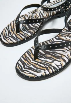 Pepe Jeans S SAVAGE - Tongs - Black Beige Light Brown 13 Pepe Jeans S SAVAGE - Tongs - Black Beige Light Brown -Pepe Jeans Soldes Magasin a73e1dde97db49f5b994651503da0b31