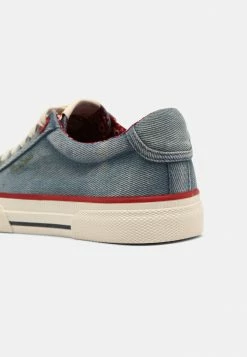 Pepe Jeans KENTON - Baskets Basses - Denim -Pepe Jeans Soldes Magasin ac5925a8a5a64fe3863866bbb4f8b250