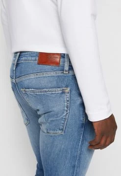 Pepe Jeans STANLEY - Jean Slim - Blue Denim 11 Pepe Jeans STANLEY - Jean Slim - Blue Denim -Pepe Jeans Soldes Magasin beb4c6dc7f4845b1a48fa3100b75393f