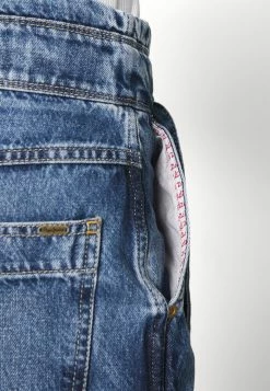 Pepe Jeans BLAIR - Jean Boyfriend - Blue Denim -Pepe Jeans Soldes Magasin becbed986bcf4f86aefb9c8e4099a57f