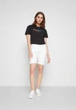 Pepe Jeans POPPY PRIDE - Short En Jean - White Denim -Pepe Jeans Soldes Magasin c0ce4c2d59914d2cb56d13c6d6539db9
