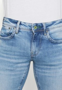 Pepe Jeans HATCH - Jean Slim - Light-blue Denim -Pepe Jeans Soldes Magasin c6ce1076243143dcac3a35fe5819a578