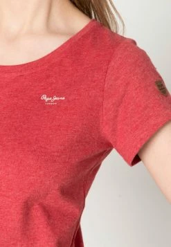 Pepe Jeans MARJORIE - T-shirt Basique - Red 9 Pepe Jeans MARJORIE - T-shirt Basique - Red -Pepe Jeans Soldes Magasin c705acb5d69e4f339ec64aea3e225796