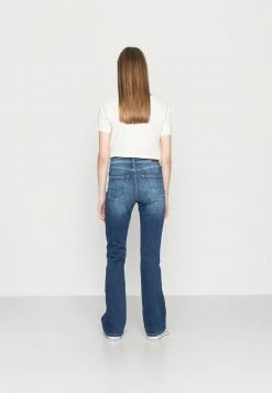 Pepe Jeans DION FLARE - Jean Boyfriend - Denim -Pepe Jeans Soldes Magasin c97855994b9f4f108a5bf80f24b60bd2