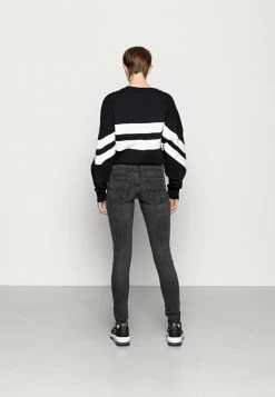 Pepe Jeans PIXIE - Jeans Skinny - Black -Pepe Jeans Soldes Magasin ca3f17e6d64e4c9f872d1a44b0f27cd2