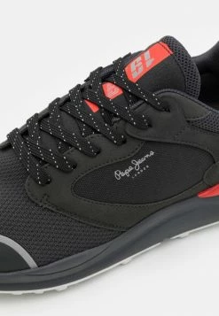 Pepe Jeans TRAIL LIGHT - Baskets Basses - Antracite -Pepe Jeans Soldes Magasin cf0add3099ba4ab2b380f7c3f9442723