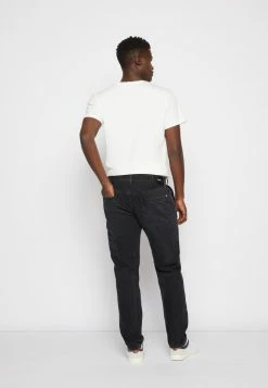 Pepe Jeans ADAMS - Jean Droit - Black Denim -Pepe Jeans Soldes Magasin d11ab6e599074e7fa9f2c9c9d1d65c22