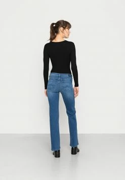 Pepe Jeans AUBREY - Jean Flare - Denim 7 Pepe Jeans AUBREY - Jean Flare - Denim -Pepe Jeans Soldes Magasin d4875d573ff0473bb9278e4e52d84e65