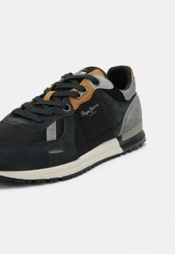 Pepe Jeans TINKER PRO TRECK - Baskets Basses - Black -Pepe Jeans Soldes Magasin de8c4e7c1a0d4fe2ae6fd96cc04ee909