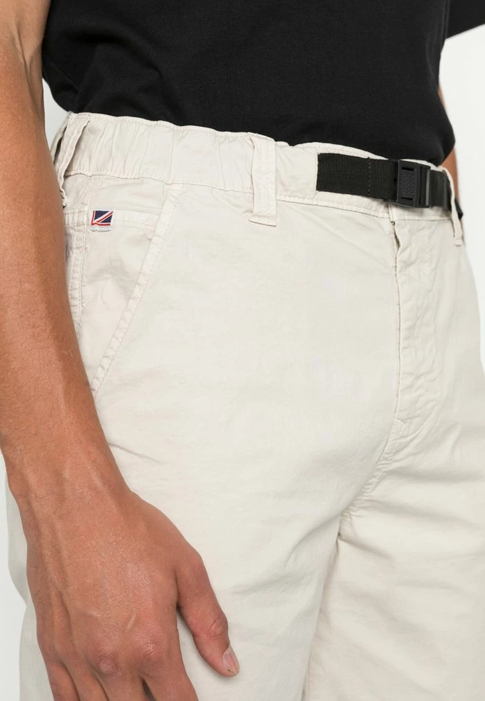 Pepe Jeans OWEN POPLIN - Short - Stucco 5 Pepe Jeans OWEN POPLIN - Short - Stucco – Image 5