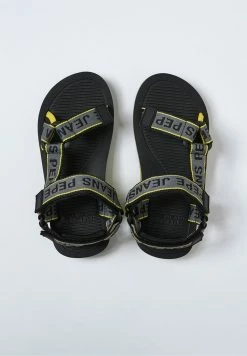Pepe Jeans POOL TAPE - Sandales - Black 8 Pepe Jeans POOL TAPE - Sandales - Black -Pepe Jeans Soldes Magasin eabbf2052c324e71a255e9ea6b2e8806