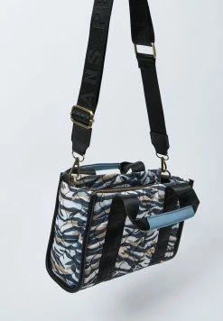 Pepe Jeans CAROLA - Sac à Main - Black 5 Pepe Jeans CAROLA - Sac à Main - Black -Pepe Jeans Soldes Magasin eb806edf40e948e0b86f91b172f4ef6b