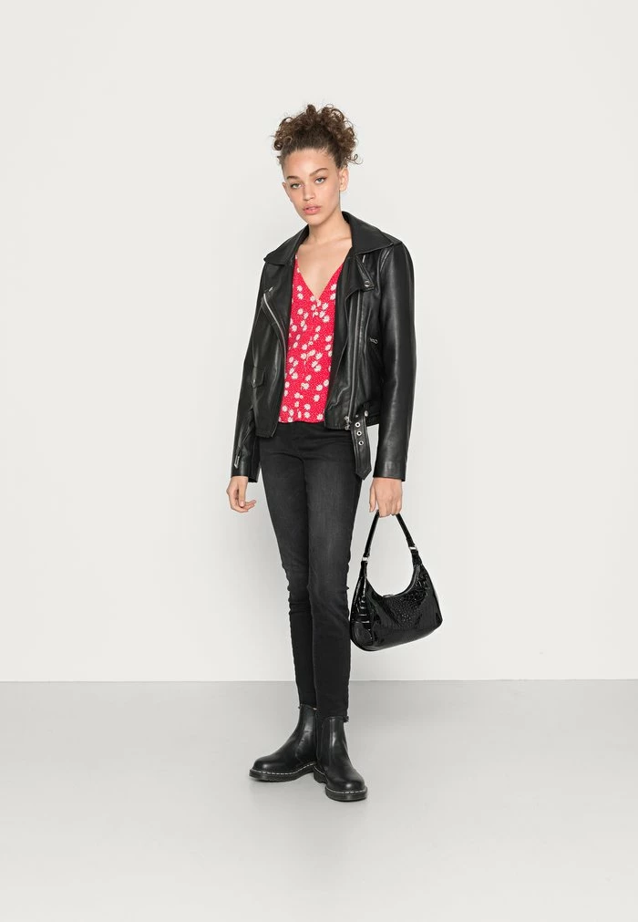 Pepe Jeans LORENA - Blouse - Red 2 Pepe Jeans LORENA - Blouse - Red – Image 2