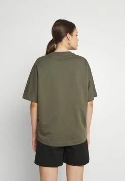 Pepe Jeans AGNES - T-shirt Basique - Range -Pepe Jeans Soldes Magasin f130af1b7e144d24ad3ec22b79edf4a0