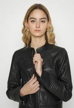 Pepe Jeans FLAWN - Veste En Cuir - Black 9 Pepe Jeans FLAWN - Veste En Cuir - Black -Pepe Jeans Soldes Magasin f31cdbe694d34aec8118c83c2de47186